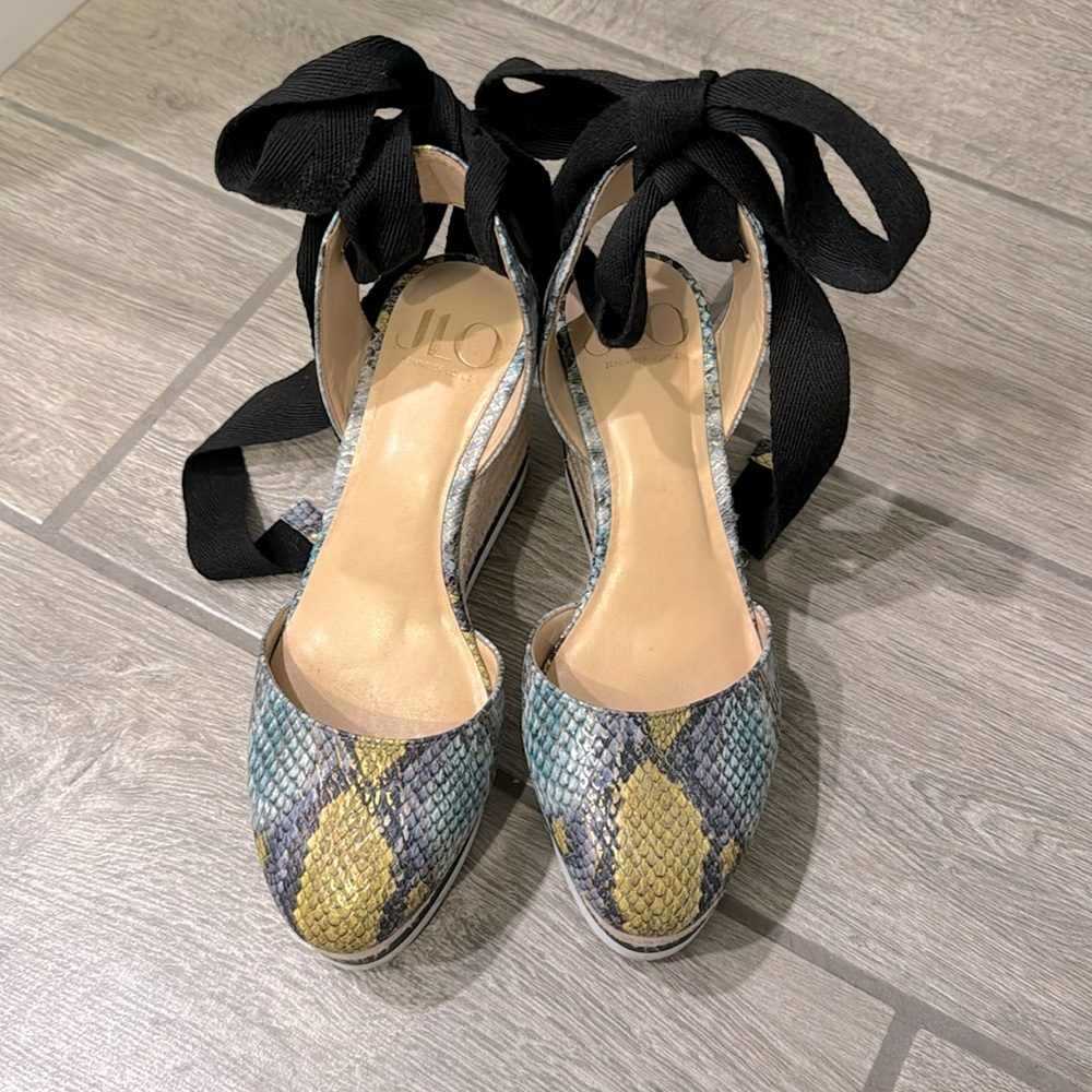 Size 7.5 J.LO heels